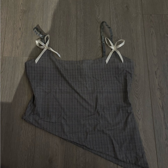 BNWT LIONESS CAMI TOP - Picture 2 of 4